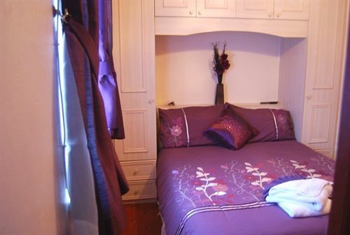 Birch Bed and breakfast